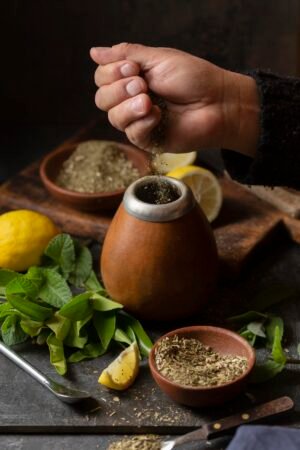 Ayurveda : Ancient Wisdom, Modern Wellness Ayurveda : Ancient Wisdom, Modern Wellness